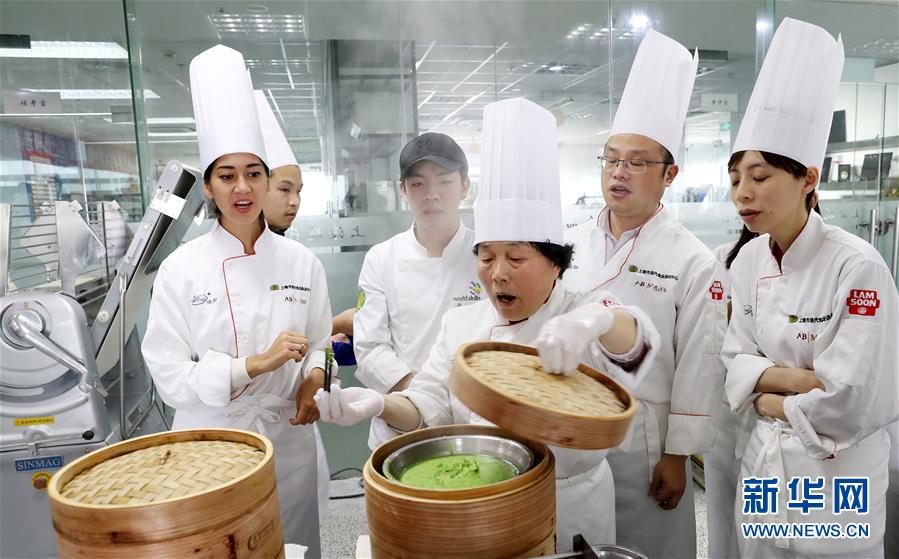 看，這家“愛(ài)心翼站”不一般！
