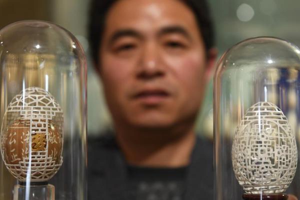 英國(guó)蛋糕師復(fù)刻墨西哥外星人：一比一還原 敢吃嗎？