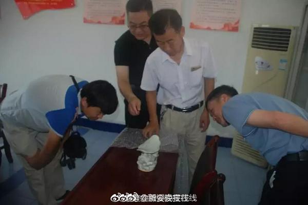 LightCounting：光模塊市場(chǎng)初步顯現(xiàn)復(fù)蘇跡象[多圖]